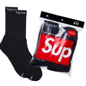 Supreme Hanes Socks (4 Pairs)